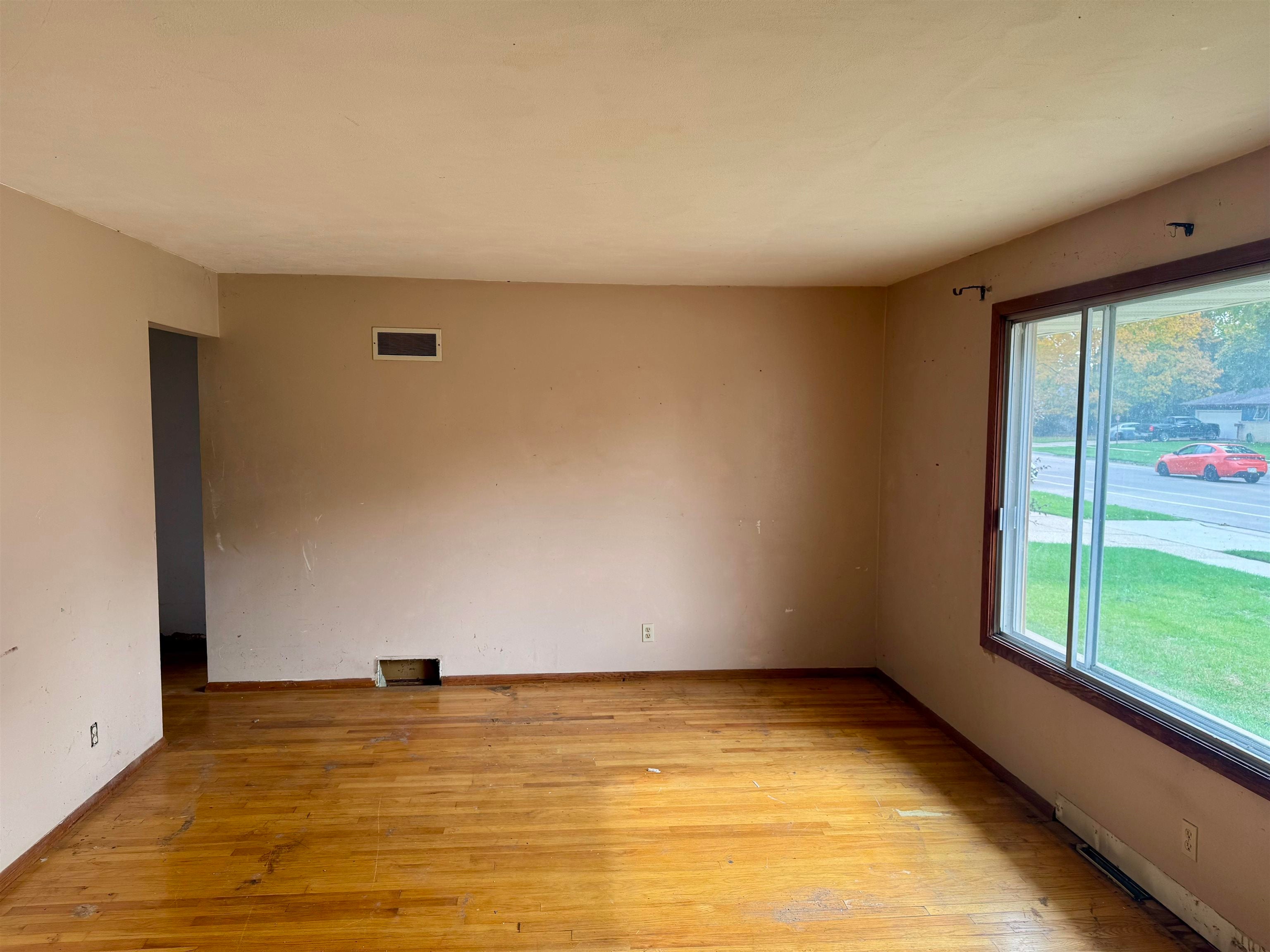 1330 Kellogg Avenue