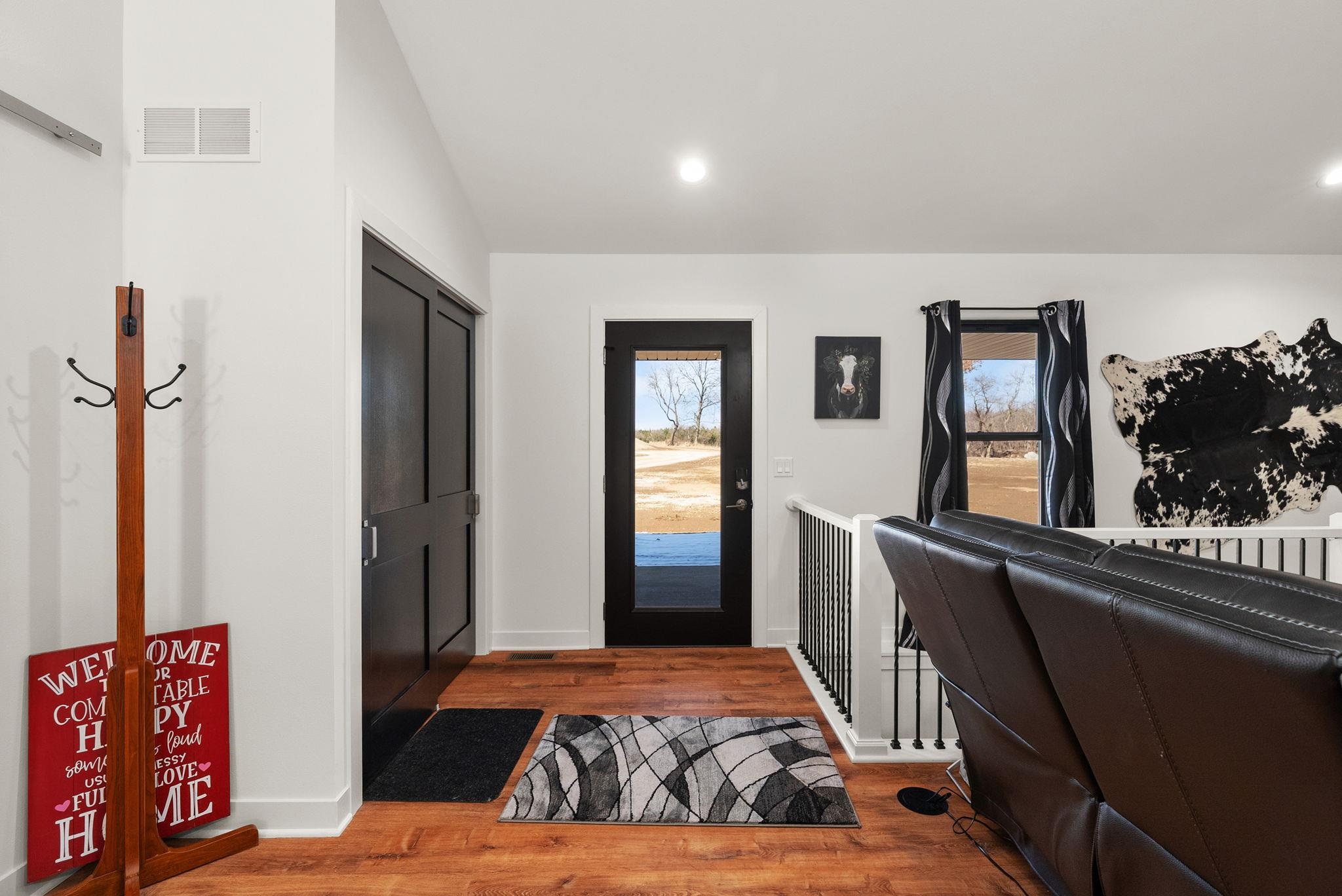 11218 N Crocker Road - Photo 4