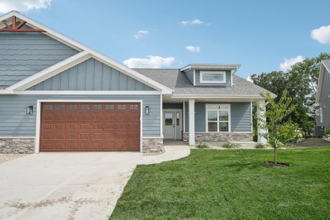 Photo of 3017 Bronze Leaf Lane, Sun Prairie, WI 53590 (MLS # 2026584)