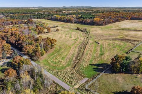 Photo of 80.41 Acres 22nd Avenue, Mauston, WI 53948 (MLS # 2013827)