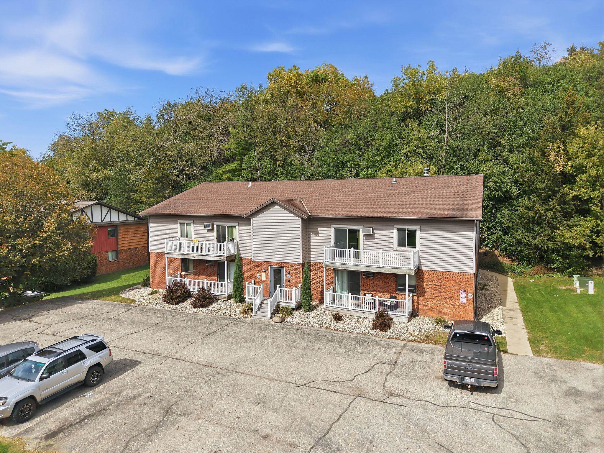 2717 Westview Court