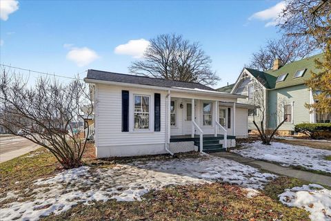 Photo of 203 S First Street, Evansville, WI 53536 (MLS # 2019308)