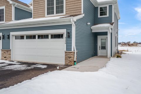 Photo of 3156 S Bartells Drive D #D, Beloit, WI 53511 (MLS # 1991673)