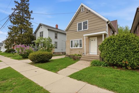 Photo of 2027 E Washington Avenue, Madison, WI 53704 (MLS # 2021937)