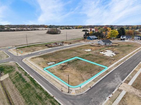 Photo of 319 Wild Rose Way, Stoughton, WI 53589 (MLS # 2021004)