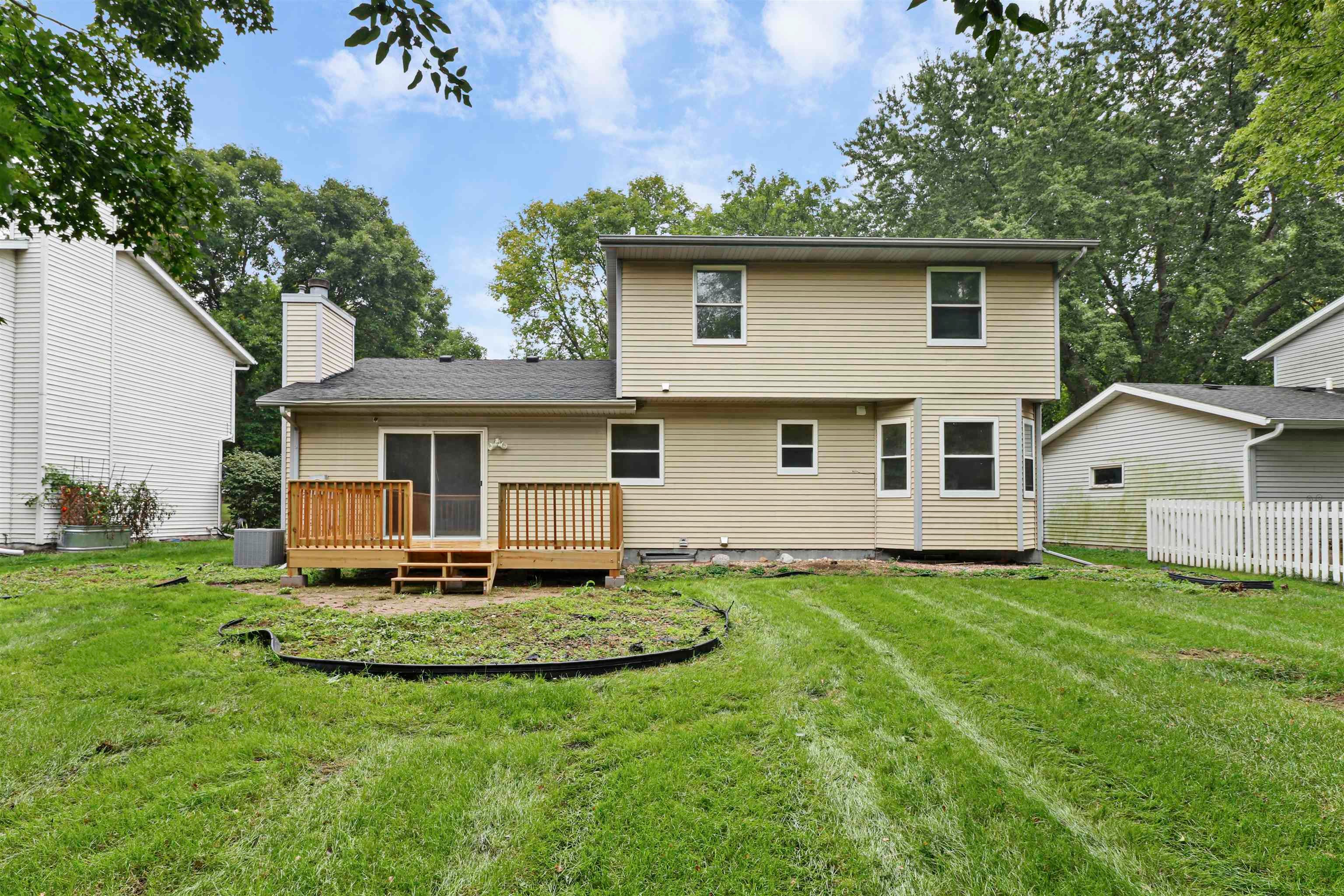 3022 Greenway Trail