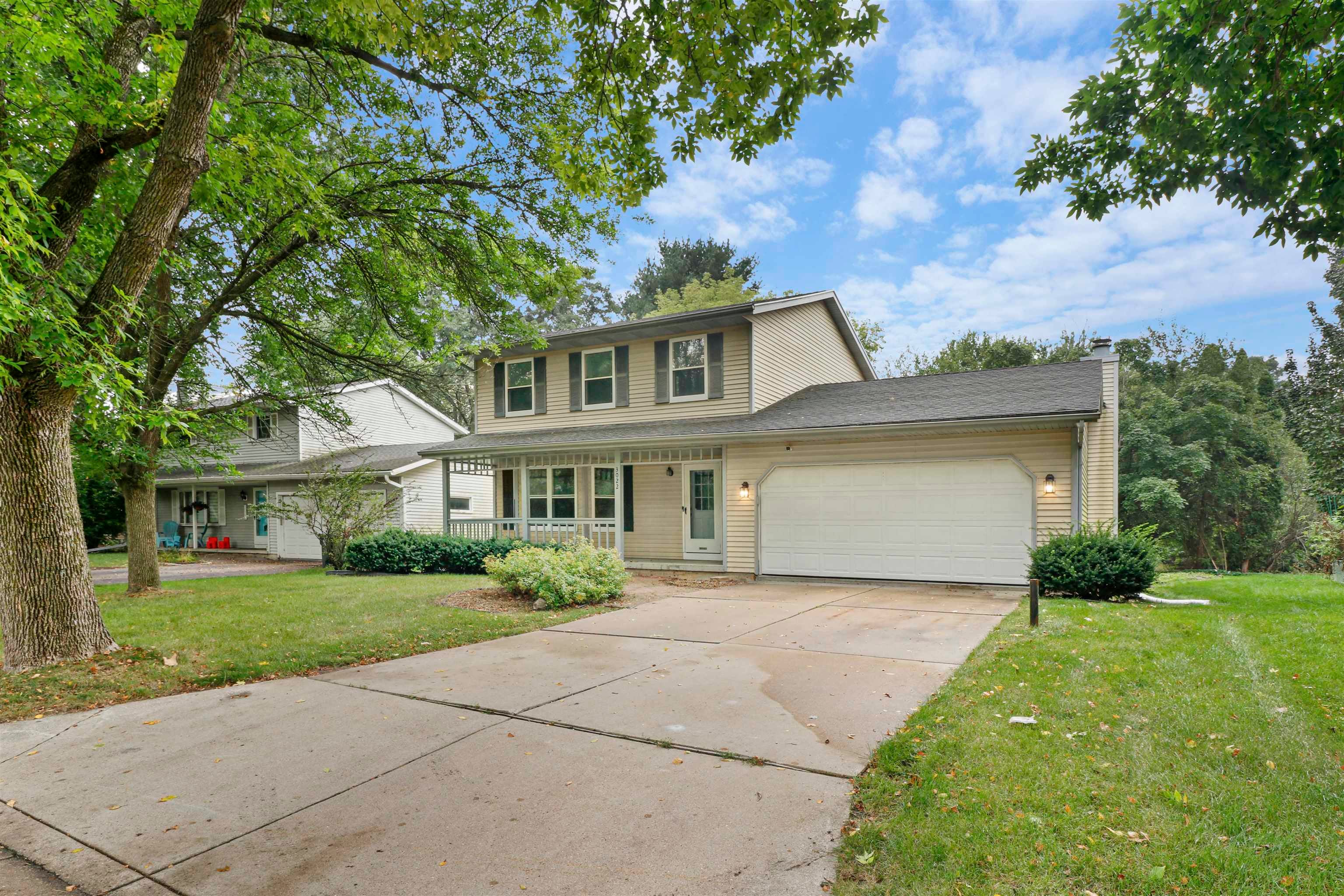 3022 Greenway Trail