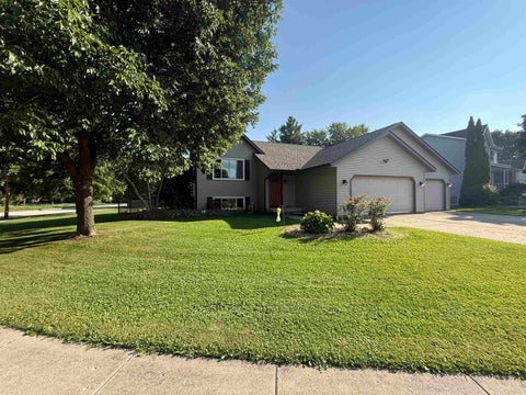 Photo of 521 Sleepy Hollow Lane, Marshall, WI 53559 (MLS # 2031389)