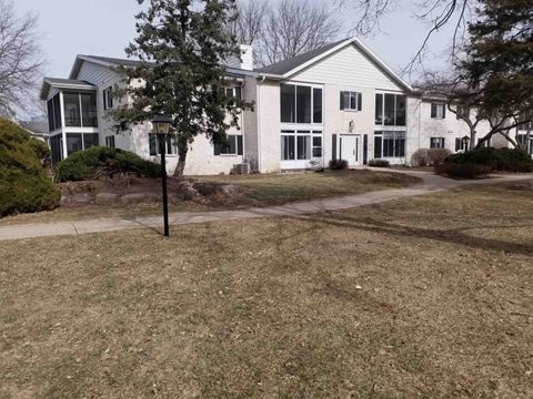 Photo of 1518 Golf View Road C #C, Madison, WI 53704 (MLS # 2015166)