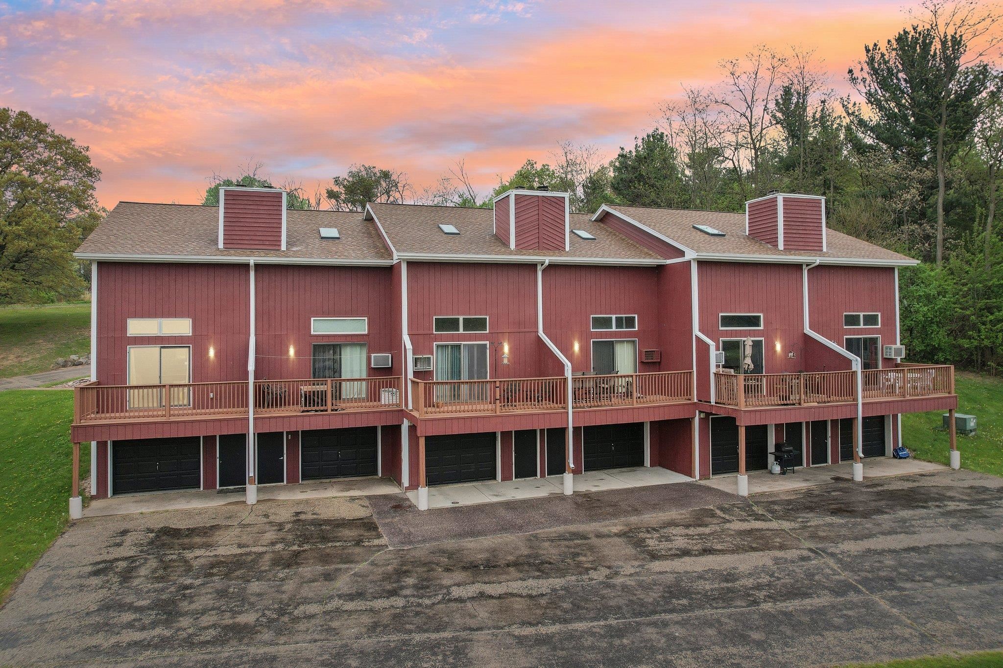 Wisconsin Dells, Wisconsin 53965, United States, 2 Bedrooms Bedrooms, ,2 BathroomsBathrooms,Residential,Active,135265