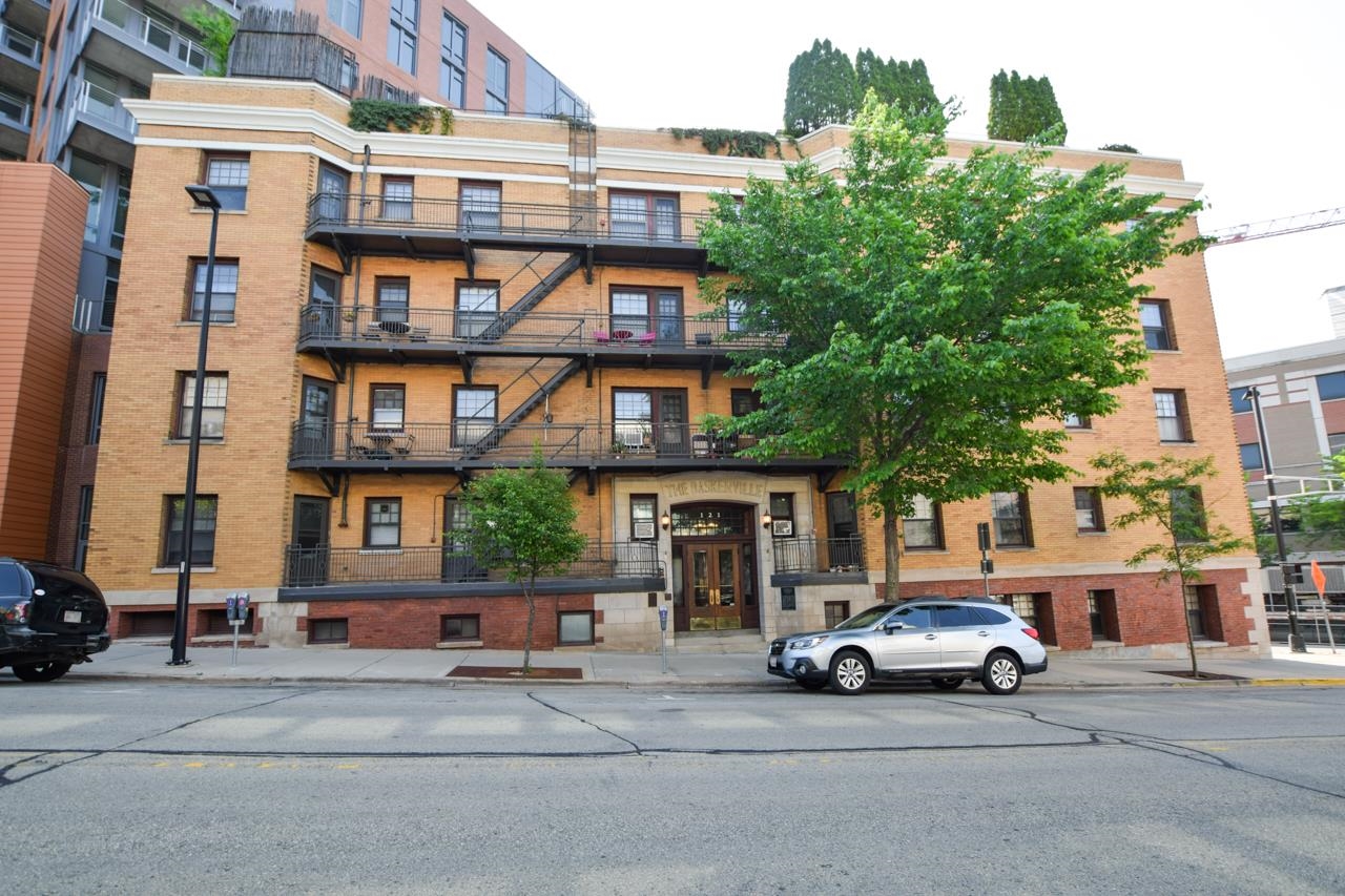 121 S Hamilton Street 203