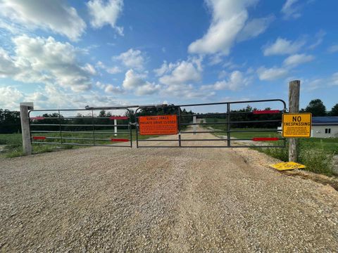 Photo of Lot 8 Sunset Trace, Tomah, WI 54660 (MLS # 2021342)