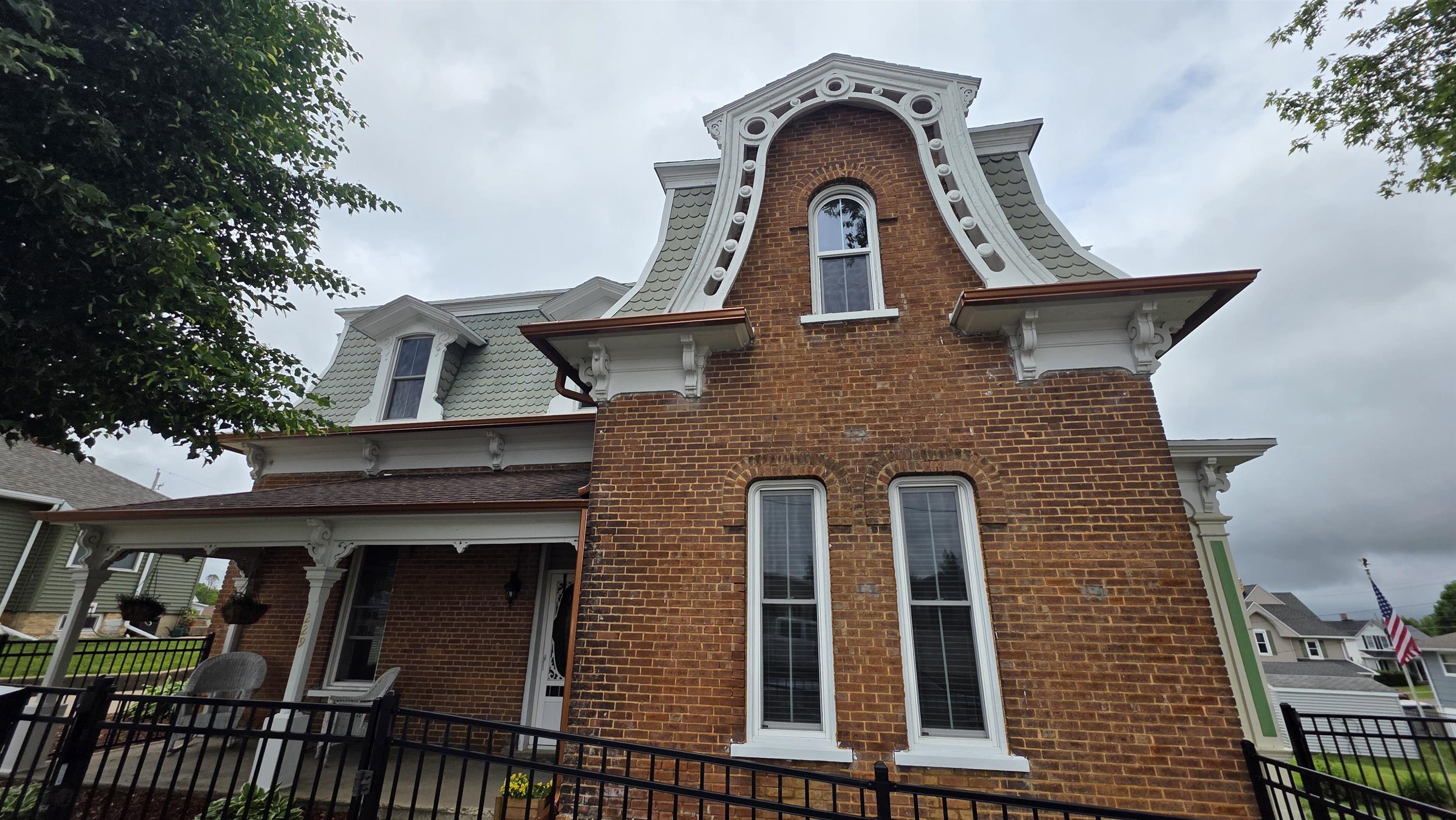 229 N Monroe Street