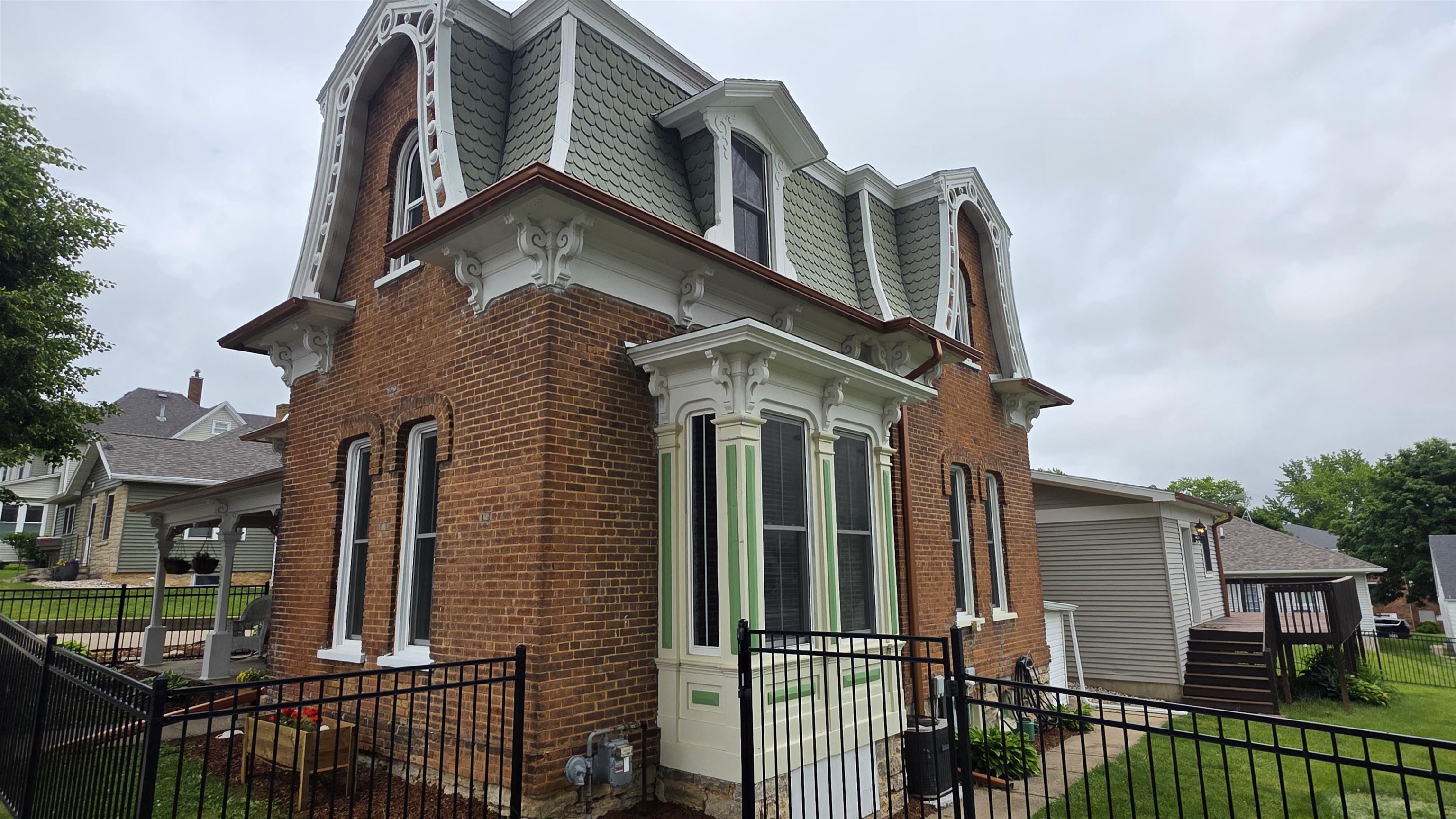 229 N Monroe Street