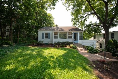 Photo of 4345 Hillcrest Drive, Madison, WI 53705 (MLS # 2011768)