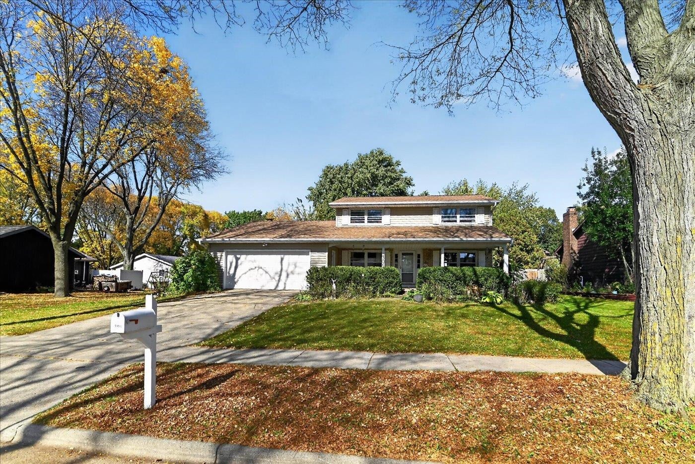 5306 Brookshire Lane