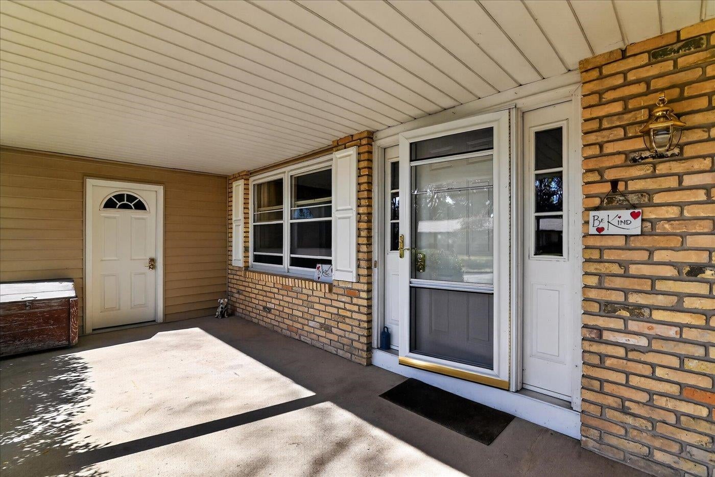 5306 Brookshire Lane