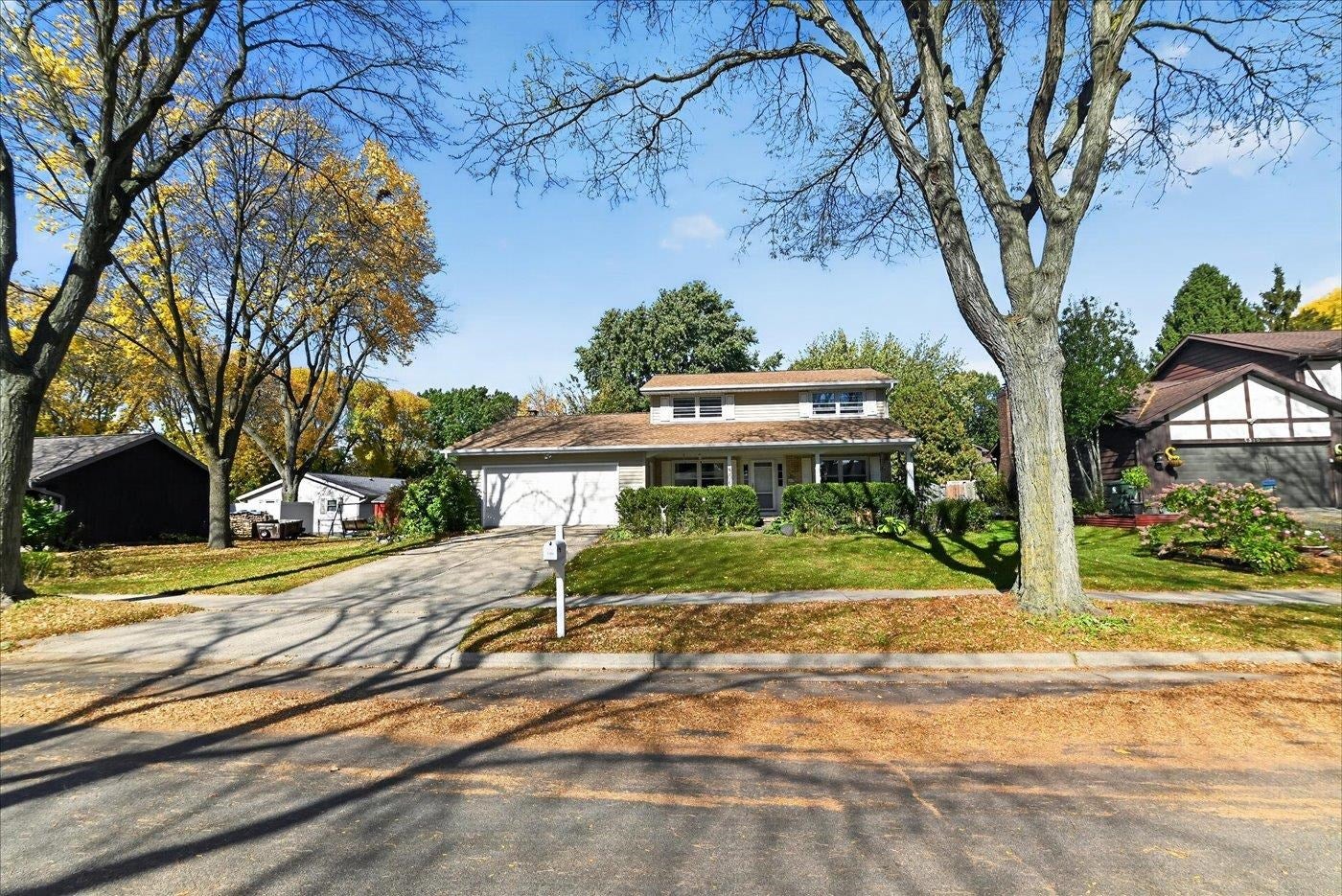 5306 Brookshire Lane