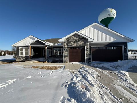 Photo of 6712 Honey Bee Court, DeForest, WI 53532 (MLS # 2015628)