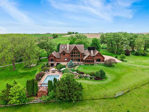 Photo of 1440 County Hwy JG Road, Mount Horeb, WI 53572 (MLS # 2025258)