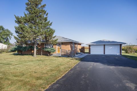 Photo of 1008 W B R Townline Road, Beloit, WI 53511 (MLS # 2009942)