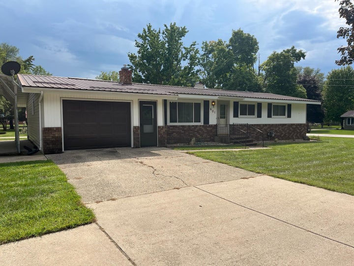 Photo 1 of 37 — 601 Clyde Street, Avoca, WI 53506