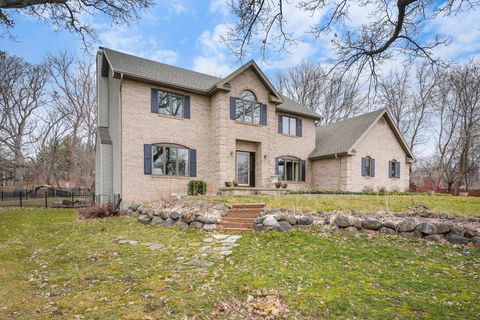 Photo of 5796 Ivanhoe Circle, Fitchburg, WI 53711 (MLS # 2018238)