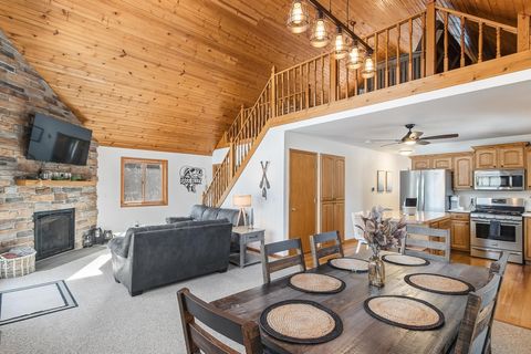 Photo of 214 S Fern Lane, Oxford, WI 53952 (MLS # 2016835)