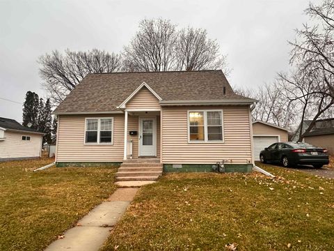 Photo of 809 E State Street, Mauston, WI 53948 (MLS # 2013125)