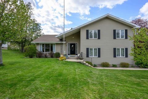 Photo of 183 Greenhill Circle, Milton, WI 53563 (MLS # 2020604)