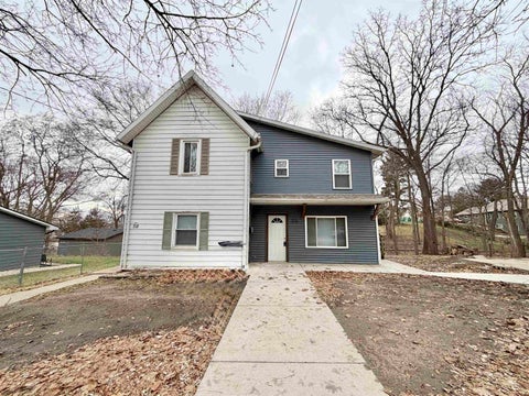 Photo of 710-712 S Ringold Street, Janesville, WI 53545 (MLS # 2035217)