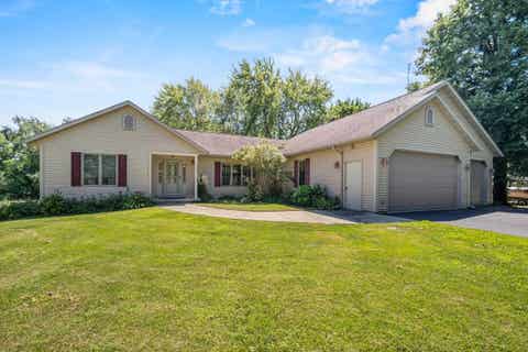 Photo of W3757 Orchard Avenue, Green Lake, WI 54941 (MLS # 2028410)