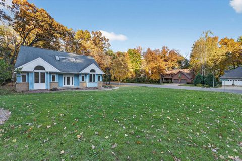 Photo of 5824 Osmundsen Court, Fitchburg, WI 53711 (MLS # 2011740)