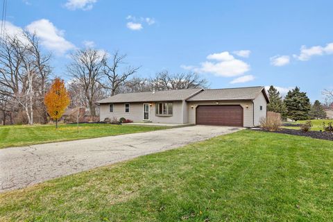 Tiny photo for 2610 Gladeview Road, Cottage Grove, WI 53527 (MLS # 2013022)
