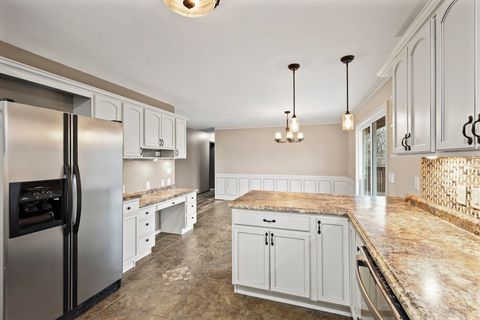 Tiny photo for 2610 Gladeview Road, Cottage Grove, WI 53527 (MLS # 2013022)