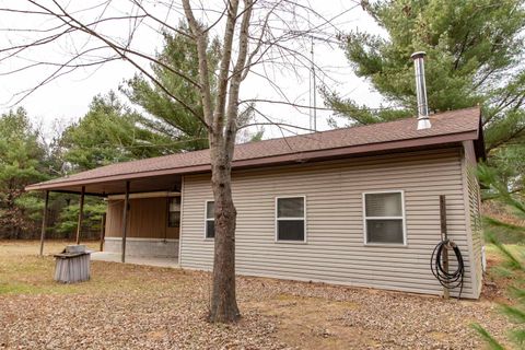 Photo of N8604 17th Avenue, Neshkoro, WI 54960 (MLS # 2020311)