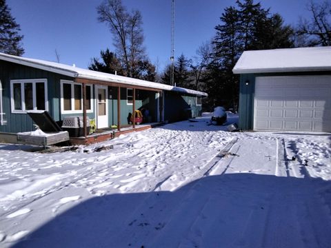 Photo of W1594 Golf View Drive, Montello, WI 53949 (MLS # 2014255)