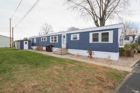 Photo of 1025 Oak Avenue, Onalaska, WI 54650 (MLS # 2012531)