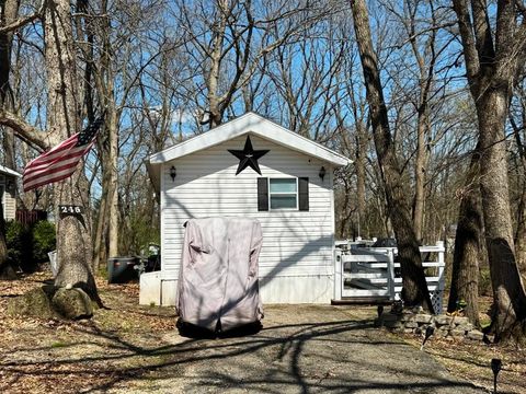 Photo of 246 Leisure Way, Edgerton, WI 53534 (MLS # 1998398)