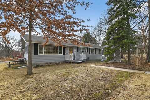 Photo of 1005 Tompkins Drive, Madison, WI 53716 (MLS # 2017767)