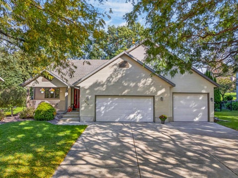 Photo of 1828 Buckingham Road, Stoughton, WI 53589 (MLS # 2033992)