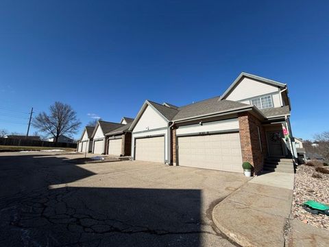 Photo of 3130 Dorchester Way 4 #4, Madison, WI 53719 (MLS # 2020338)