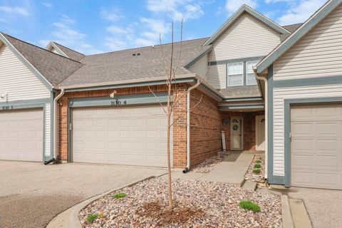 Photo of 3130 Dorchester Way 4 #4, Madison, WI 53719 (MLS # 2020338)