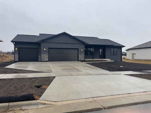 Photo of 110 Windmill Ridge Road, Evansville, WI 53536 (MLS # 2017906)