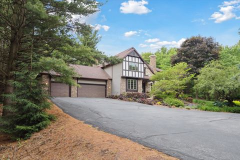 Photo of 2370 E Sylvan Lane, Milton, WI 53563 (MLS # 2007602)