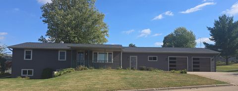 Photo of 226 Walnut Street, Belmont, WI 53510 (MLS # 2010532)