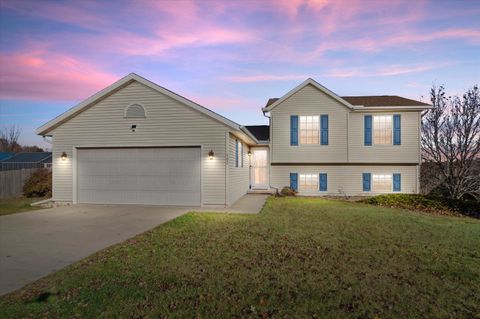 Photo of 502 Lorraine Drive, Edgerton, WI 53534 (MLS # 2012559)
