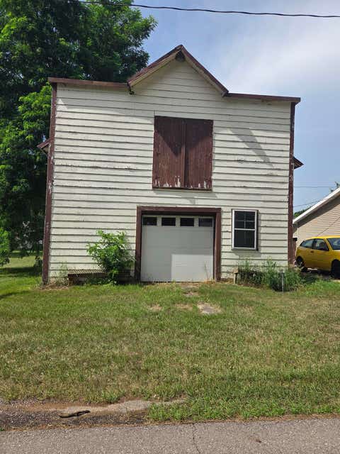 Photo of 447 N River Drive, Endeavor, WI 53930 (MLS # 2027818)