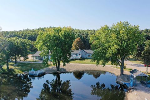 W5308 County Road G, Rio, WI 53960 - #: 1997988