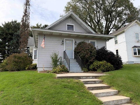 Photo of N4047 Metcalf Street, Doylestown, WI 53928 (MLS # 2033761)